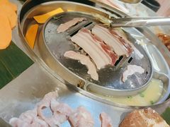 -哈哈碳都·牛肋条无限自助烤肉(台江万达店)