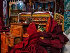 -比如骷髅墙景区