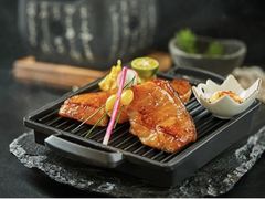 -萤初高端日料王(曲江银泰店)