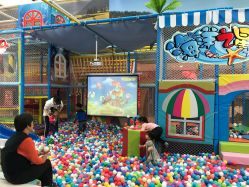 -小玩家儿童主题乐园(世茂广场店)