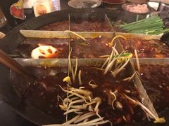 -岗上渣渣老火锅(两路口店)