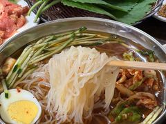 -韩风烤牛肉冷面店