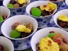 -三江源美食城