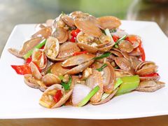 -四川小胡子海鲜(丁村万人海鲜广场店)