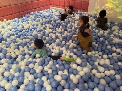 -奈尔宝·儿童乐园·亲子餐厅(华采天地店)