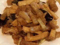 蹄筋烧豆腐-春芳烧烤