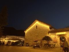 -高荡千年布依古寨旅游景区