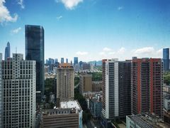 -华强广场酒店-椰香高空自助餐厅