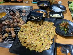 -肉甲韩国木炭烤肉(新壹街1店)