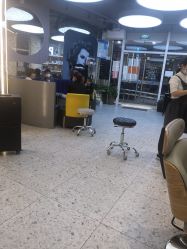 -PE SALON 