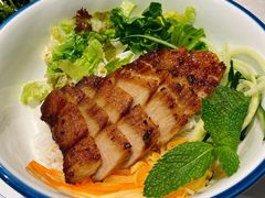 碳烤猪颈肉捞檬粉-美奈小馆·越南料理(中航城君尚购物中心店)