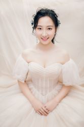 点击看大图 -艾米丽婚纱礼服