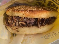 -穆得·老周家牛肉烧饼(普利街店)