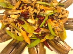 -赶海部落海鲜城(海阳路店)