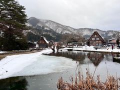 -白川乡与五箇山的合掌构造村落
