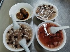 -芳婆糕团店(王府大街店)