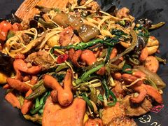 -风光老灶麻辣香锅(大成路翠微百货店)