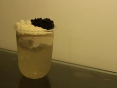 白雪黑糯米豆花儿-甜心闲生传统手工冰粉(奎星楼店)