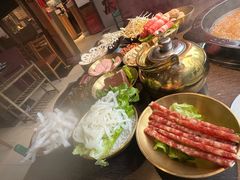 -九牧鱻·渝老鬼重庆火锅(人民路店)