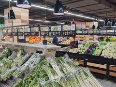 -丹尼斯大卖场(融元广场店)
