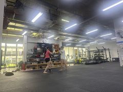 -FIGHTMAN格斗俱乐部(长宁临空店)