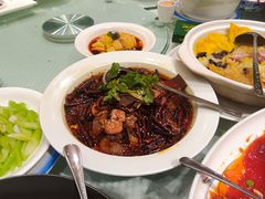 -王朝大酒店徐汇店-地面停车场