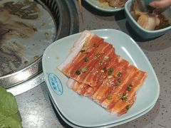 -金滏山烤肉·海鲜·火锅自助餐厅(襄阳万达店)