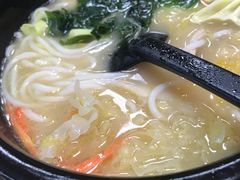 -灵芝妹子海鲜米线(香炉礁山姆店)