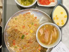 -大食代美食广场(上海中心店)