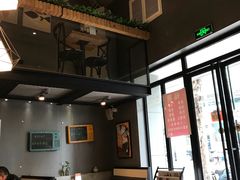 -新澳港式茶餐厅(余姚路店)
