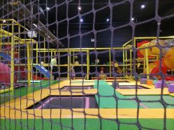 -蹦蹦跳跳(新奥购物中心店)