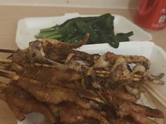 -蚝哥花姐湛江烤生蚝(美丽湾市场店)