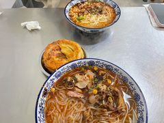 -平安桥张氏肥肠粉