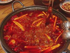 -旧街市鲜货老火锅(大光路店)