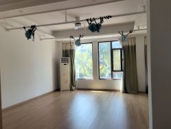 -依灵瑜伽普拉提连锁