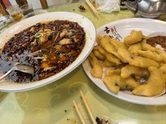 -雪湖煜辰鱼头老店(雪野湖店)