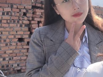 等待开学的期间不能宅在家，要出门逛逛，记录一下风景