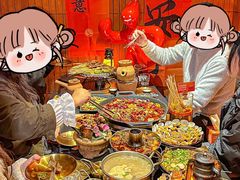 -何师烧烤Pro ·江湖川菜·小龙虾·精酿(太古里旗舰店)