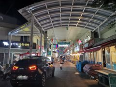 -西归浦每天偶来市场
