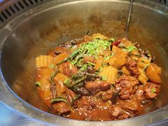 -山河屯铁锅炖鲜鹅·东北菜(开发区一店)