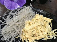 -陈老斯呼尔嗨吃烧烤(科巷店)