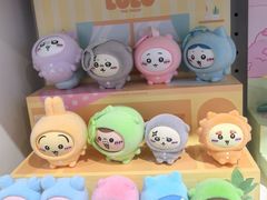 -名创优品(北京新中关购物中心地铁层店)