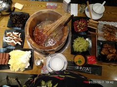 -聚串门儿·东北烧烤(信义坊店)