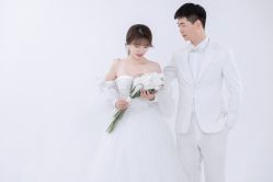 -唯一视觉婚纱摄影(李家村店)