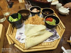 -唐山宴百姓府邸院落中餐