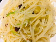 酸辣土豆丝-咪咪川菜(长乐西路店)