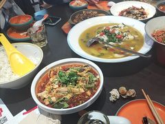 -川流不息·地道川菜·小龙虾(松东路店)