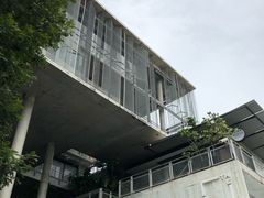 -ROAST coffee & eatery