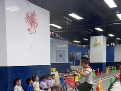 -八爪矩阵极限运动馆·儿童平衡车·感统训练(南海子公园校区)