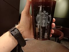 -星巴克臻选(南京金茂览秀城店)